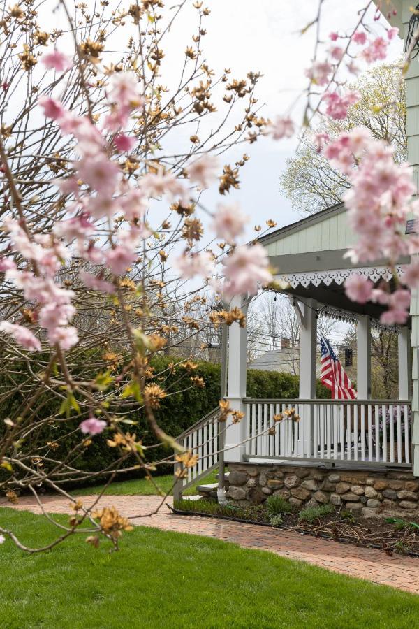 Westbrook Inn Bed And Breakfast ภายนอก รูปภาพ