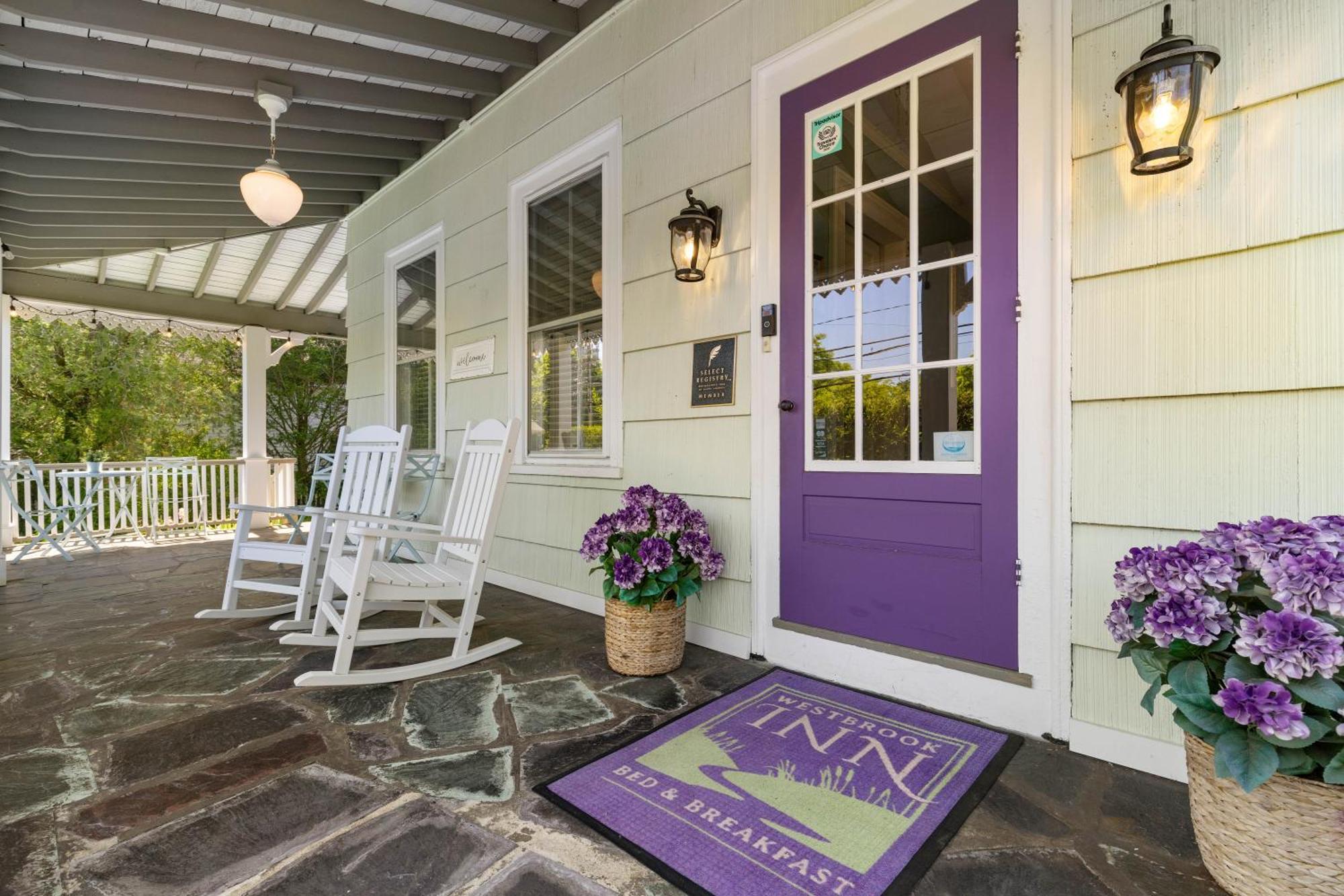 Westbrook Inn Bed And Breakfast ภายนอก รูปภาพ